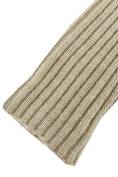 323bb52e-cf5e-4b91-999e-77beb6e93c8f-Max