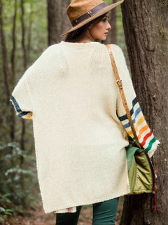 7f6dba1a8e934faf8946bbbd5096f0d1-Max