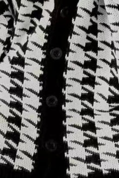 837d73e1e79e4e7ba572ea899142ab30-Max